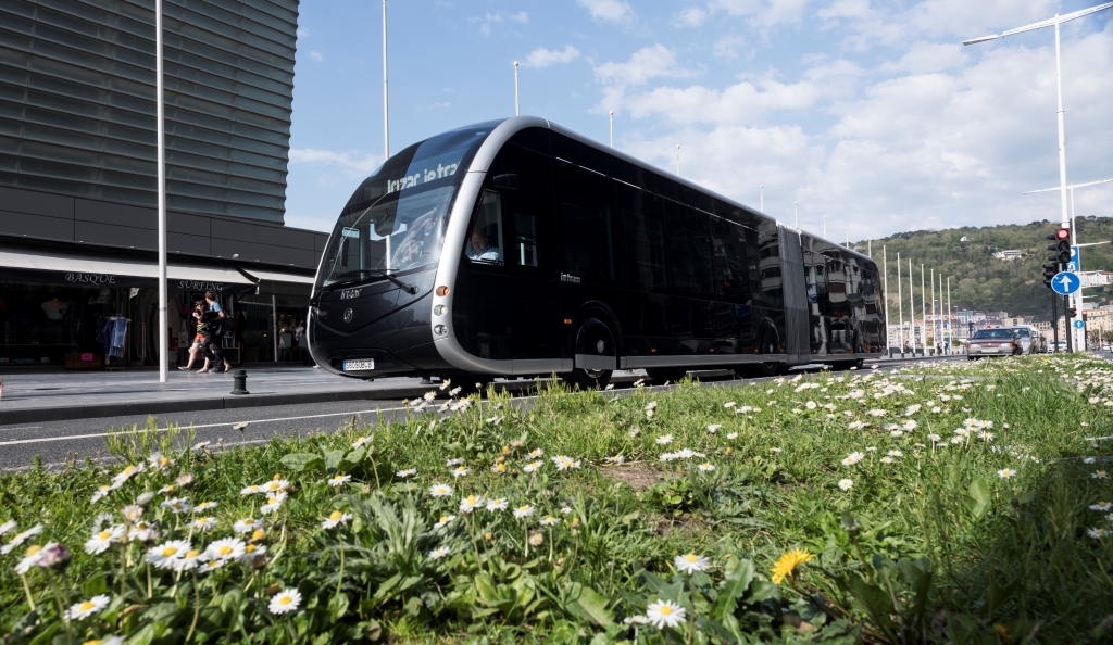 electric bus irizar ie tram