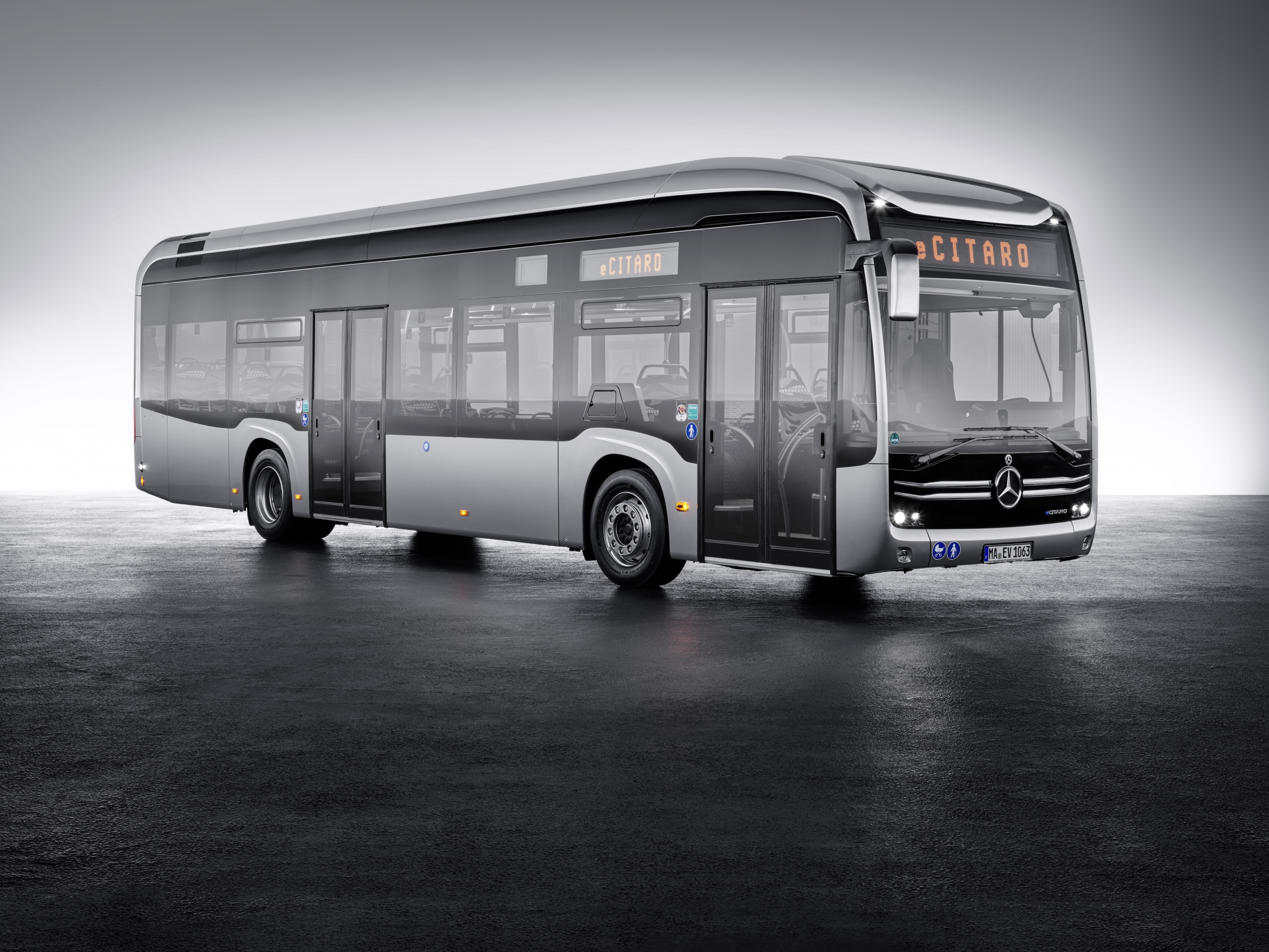 mercedes electric bus ecitaro