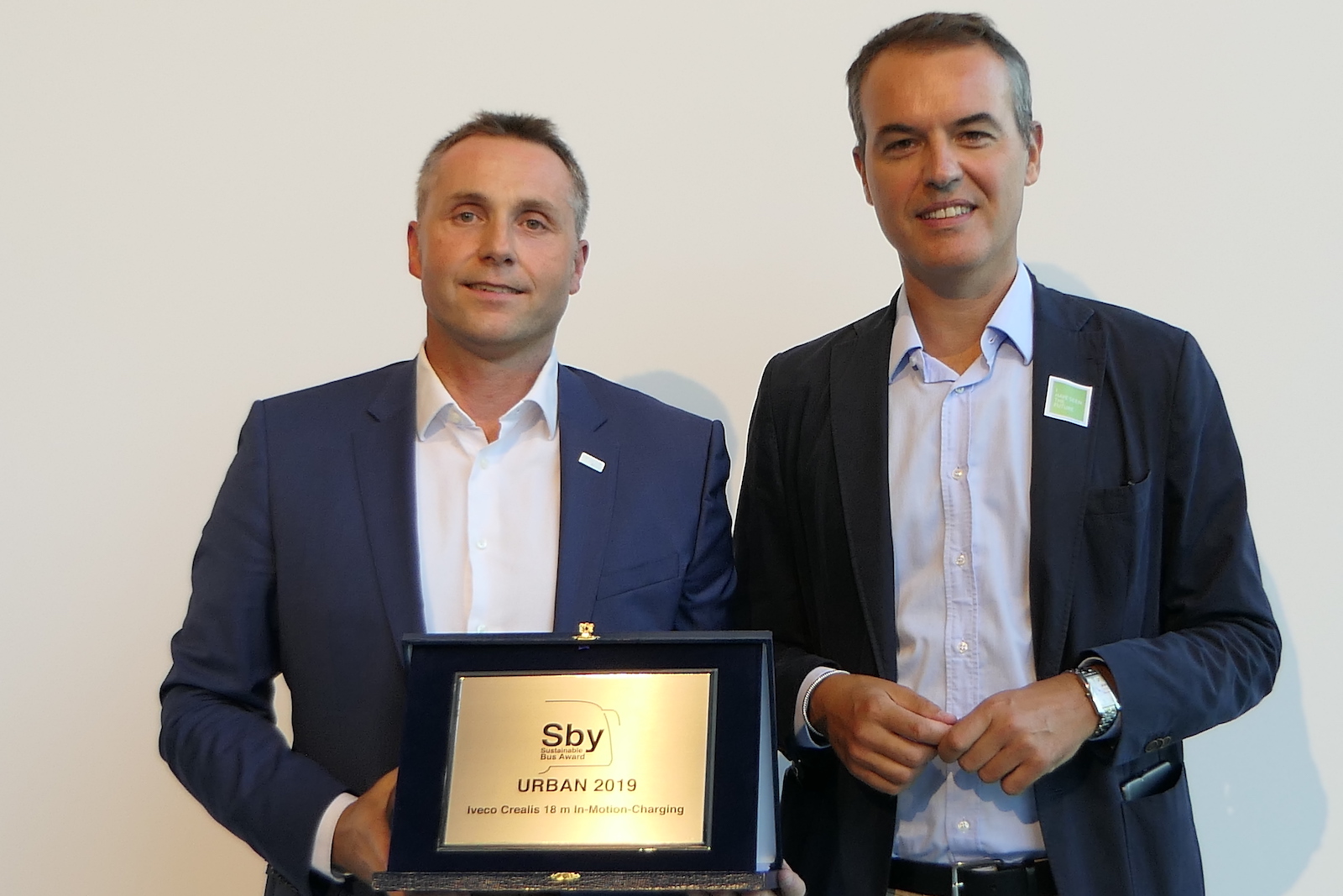 iveco crealis sustainable bus award 2019