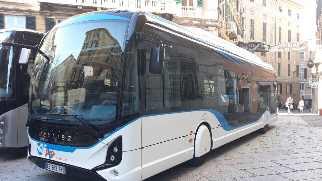 heuliez electric bus