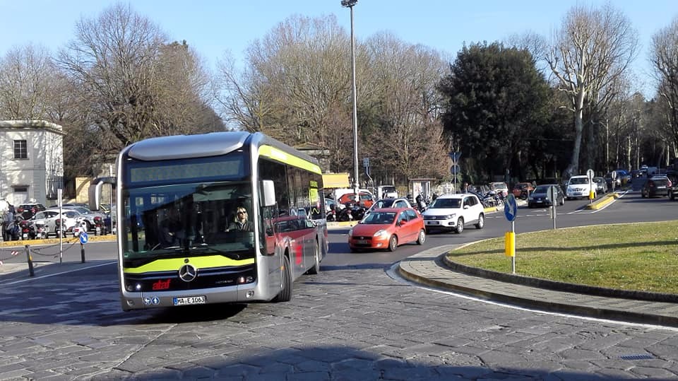 Daimler Tests The Ecitaro Across Europe Sustainable Bus