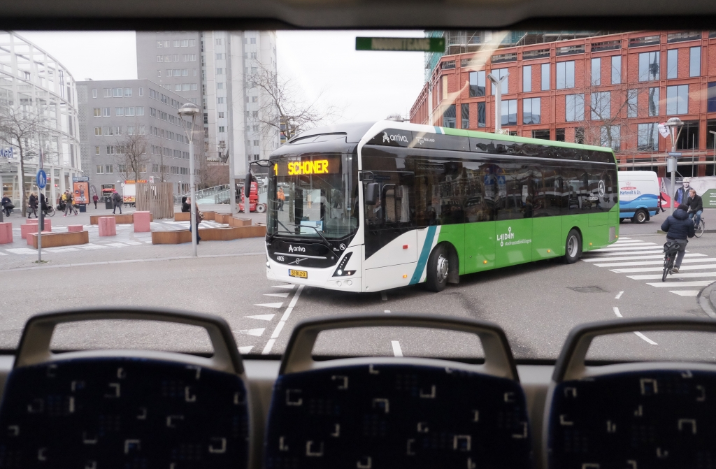 electric buses Leiden