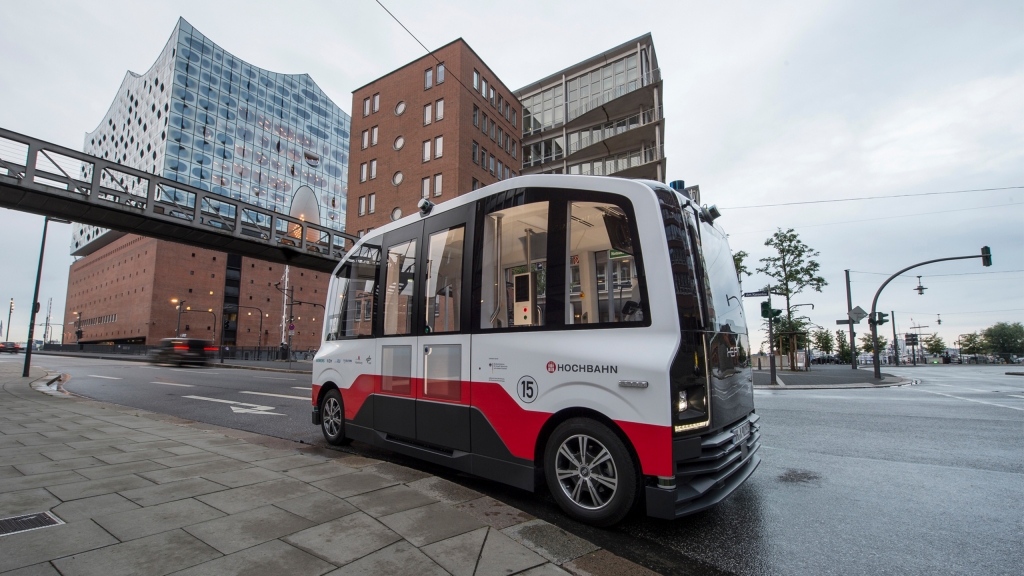 autonomous shuttle iav hamburg