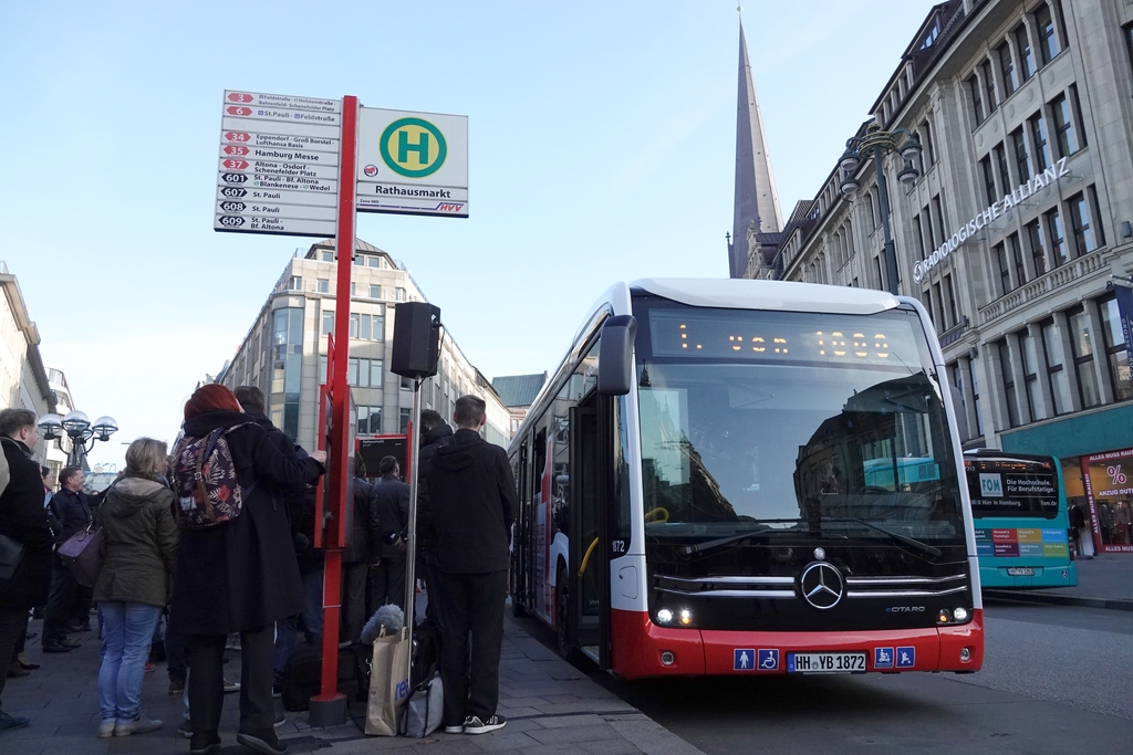 hamburg mercedes ecitaro