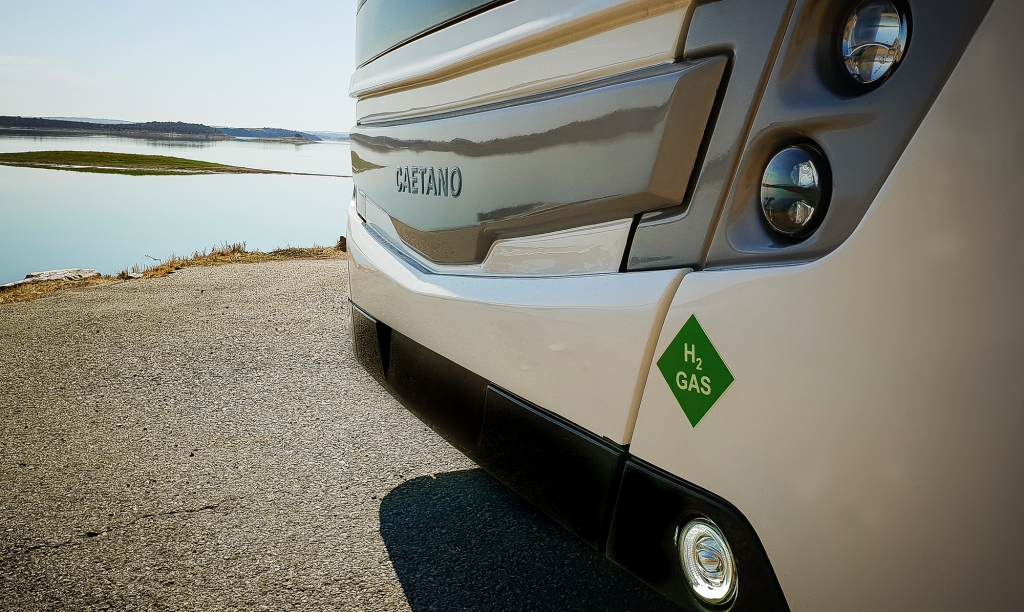 Caetano fuel cell bus on a test in Oviedo - Sustainable Bus