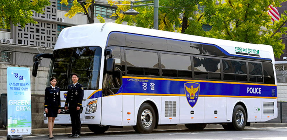 hyundai fuel cell bus
