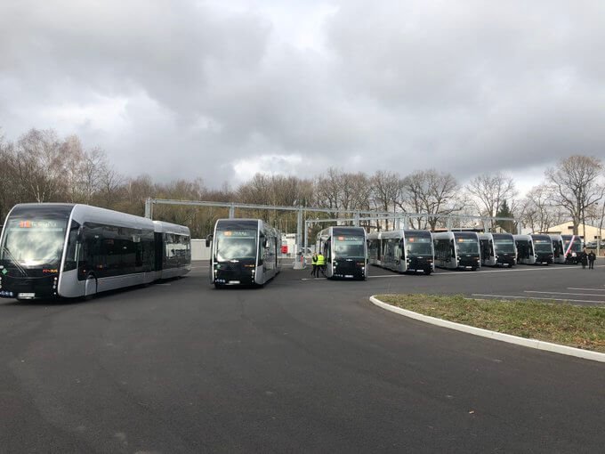 pau fuel cell buses