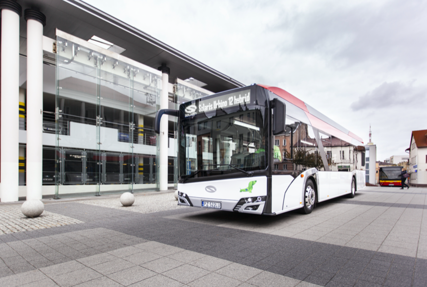 low emission solaris buses hybrid