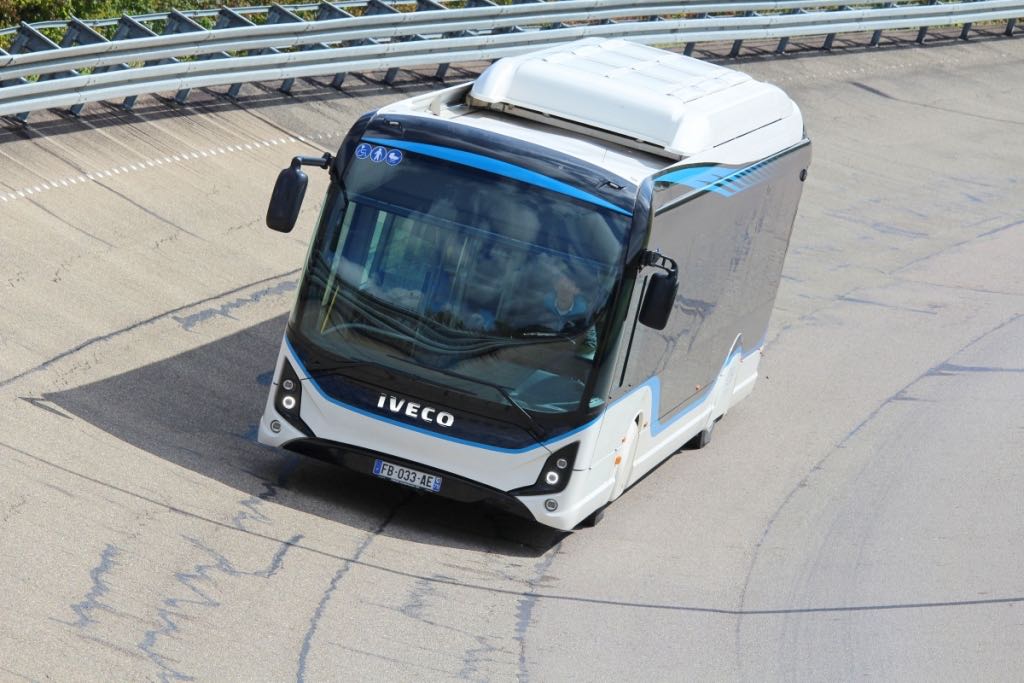 electric bus range