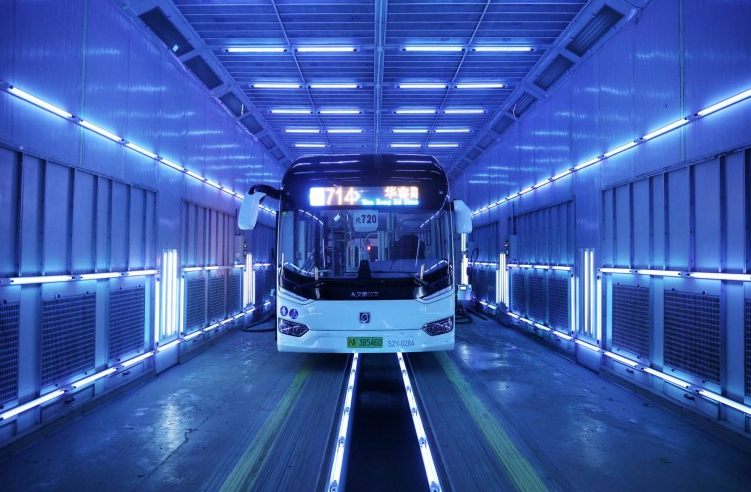 bus disinfection coronavirus uv lights