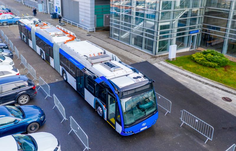 trolleybus