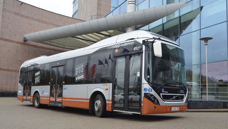 volvo hybrid buses stib-mivb brussels