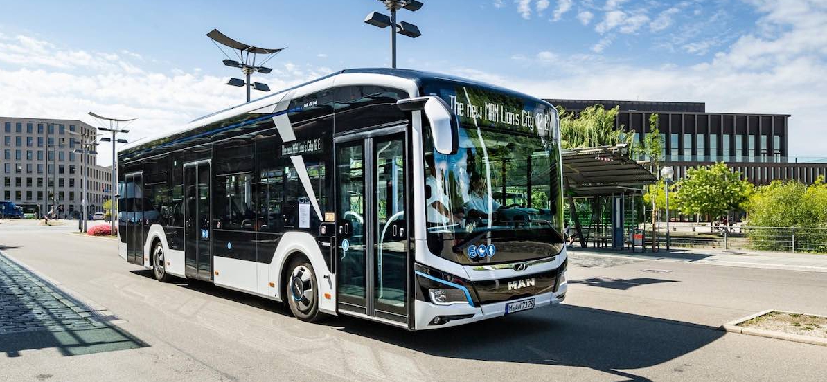 man electric bus