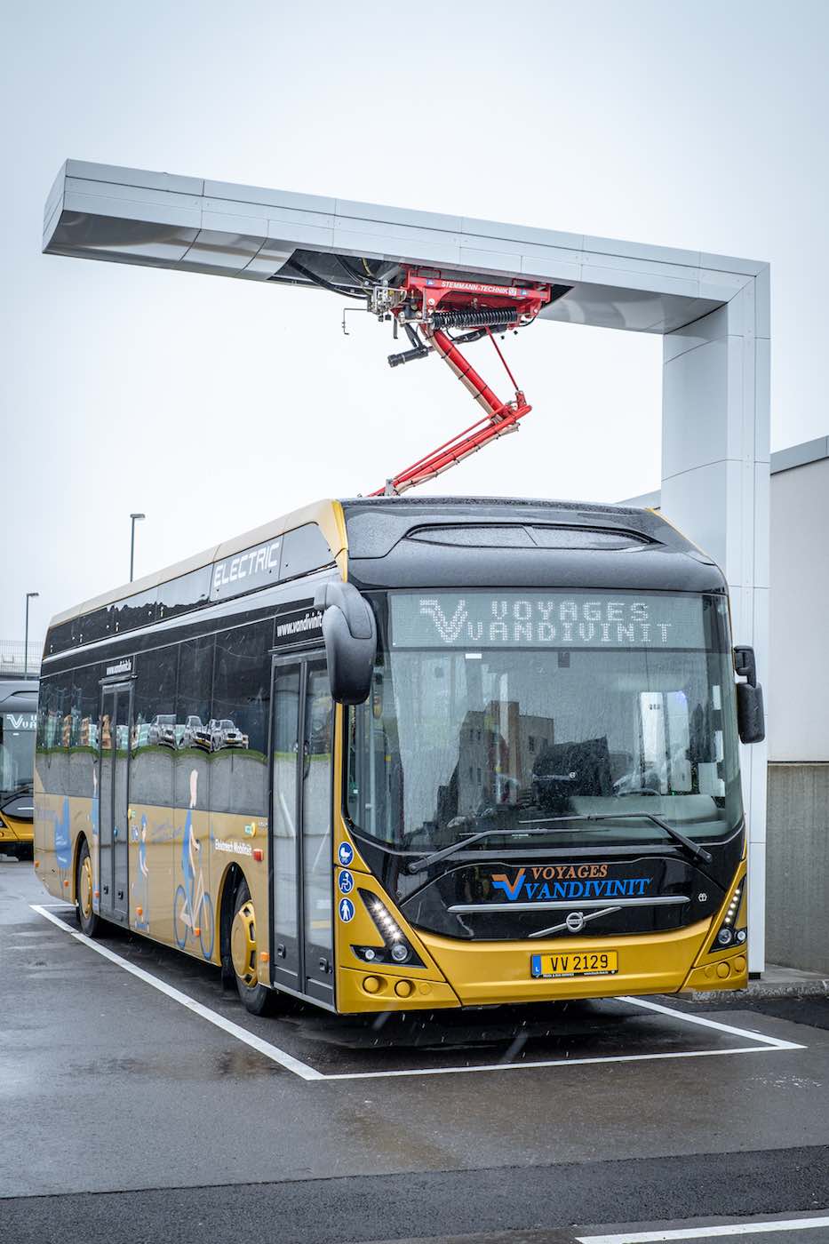 voyages vandivinit electric bus