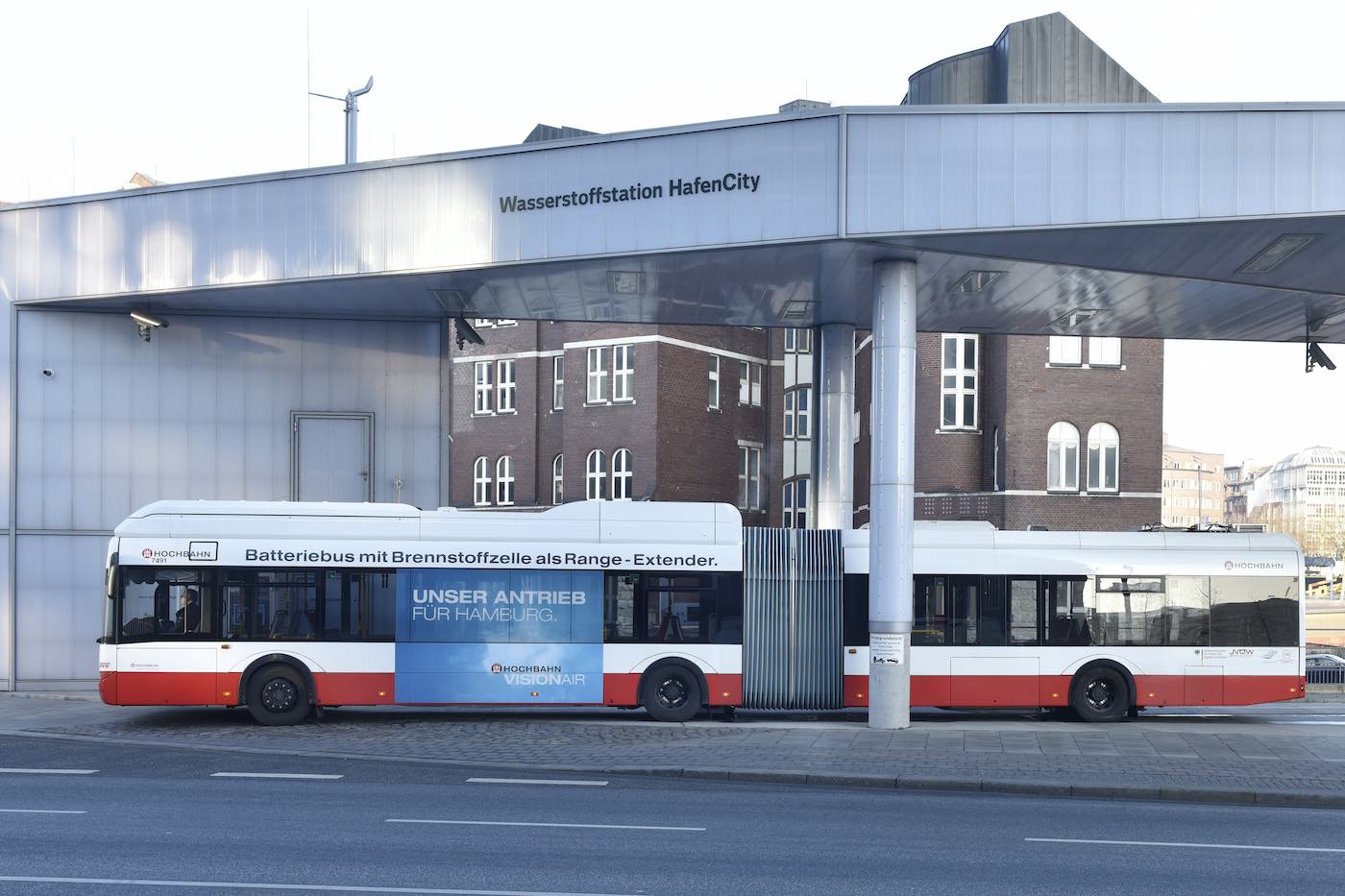 fuel cell bus hamburg