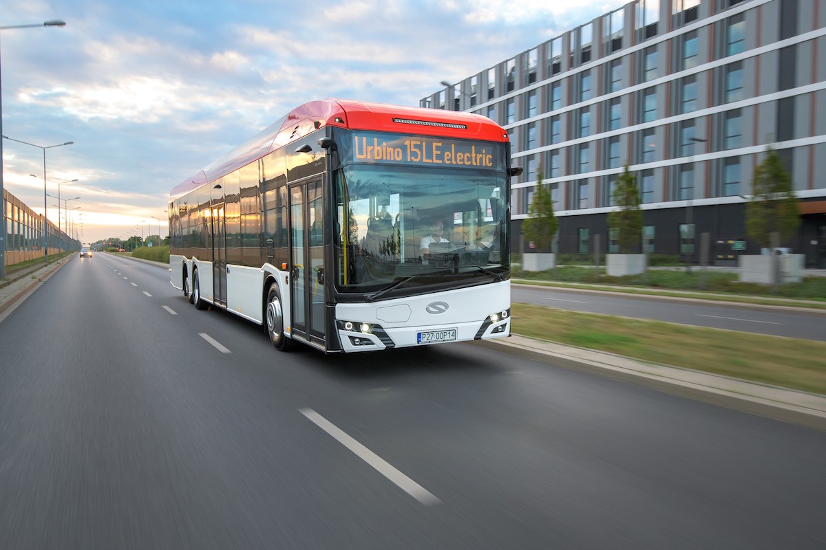 solaris electric intercity bus