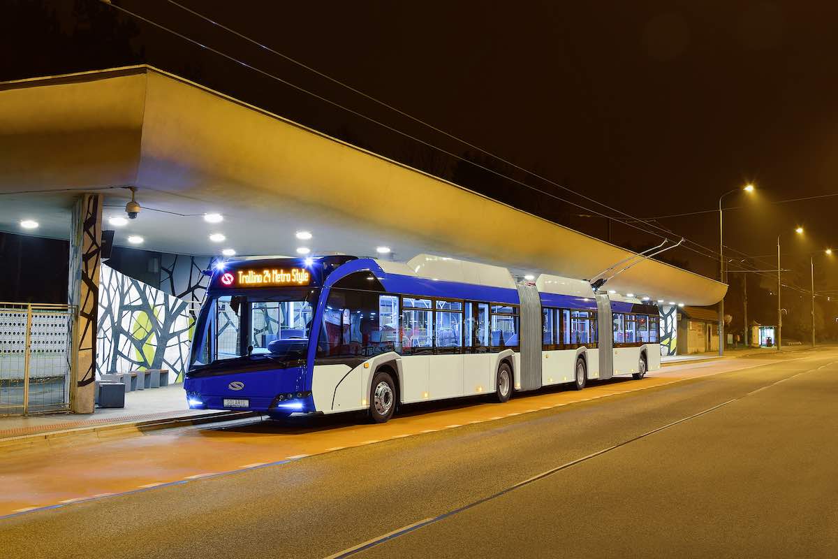 solaris longest trolleybus