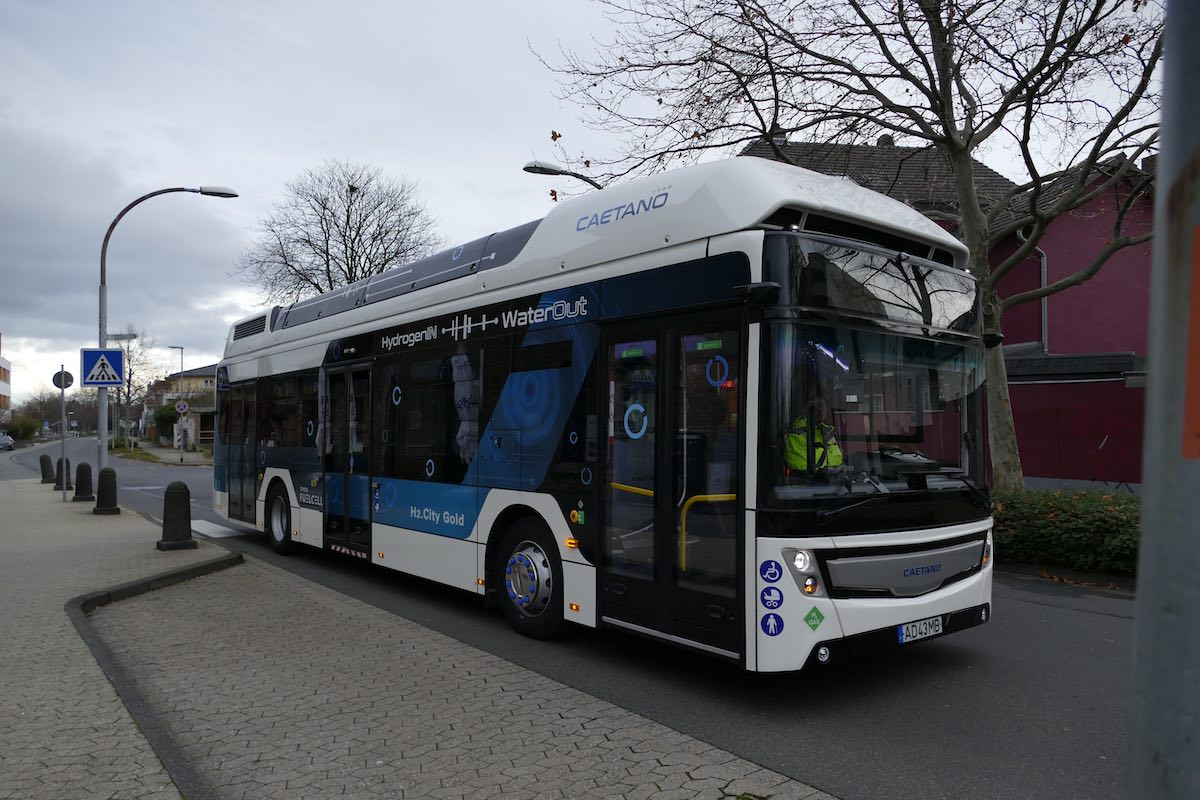 caetano hydrogen bus cologne