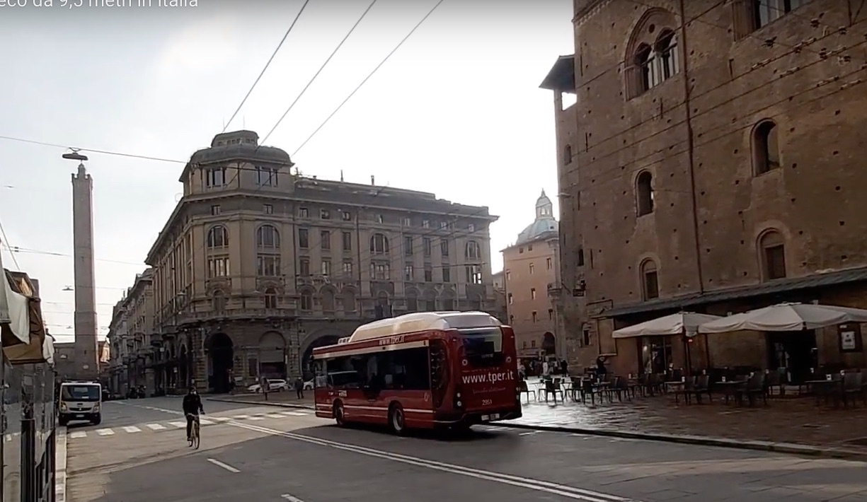 iveco electric midibus bologna