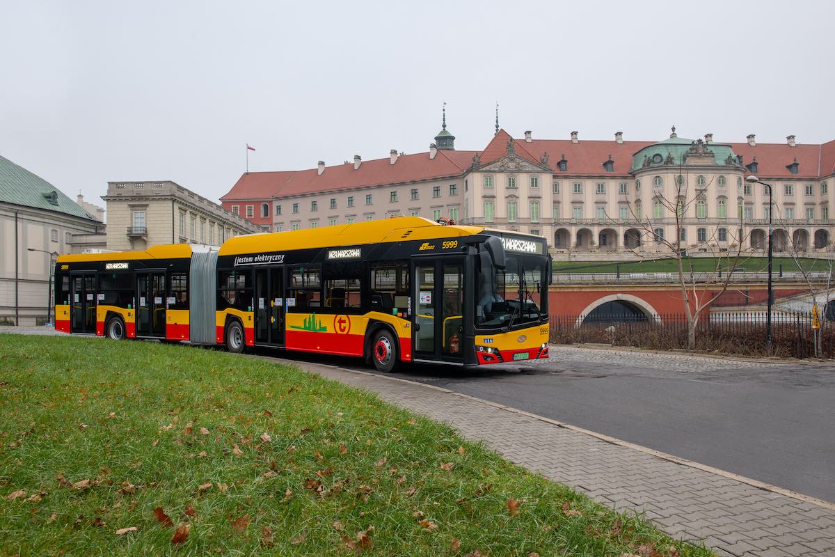 solaris 20,000th bus