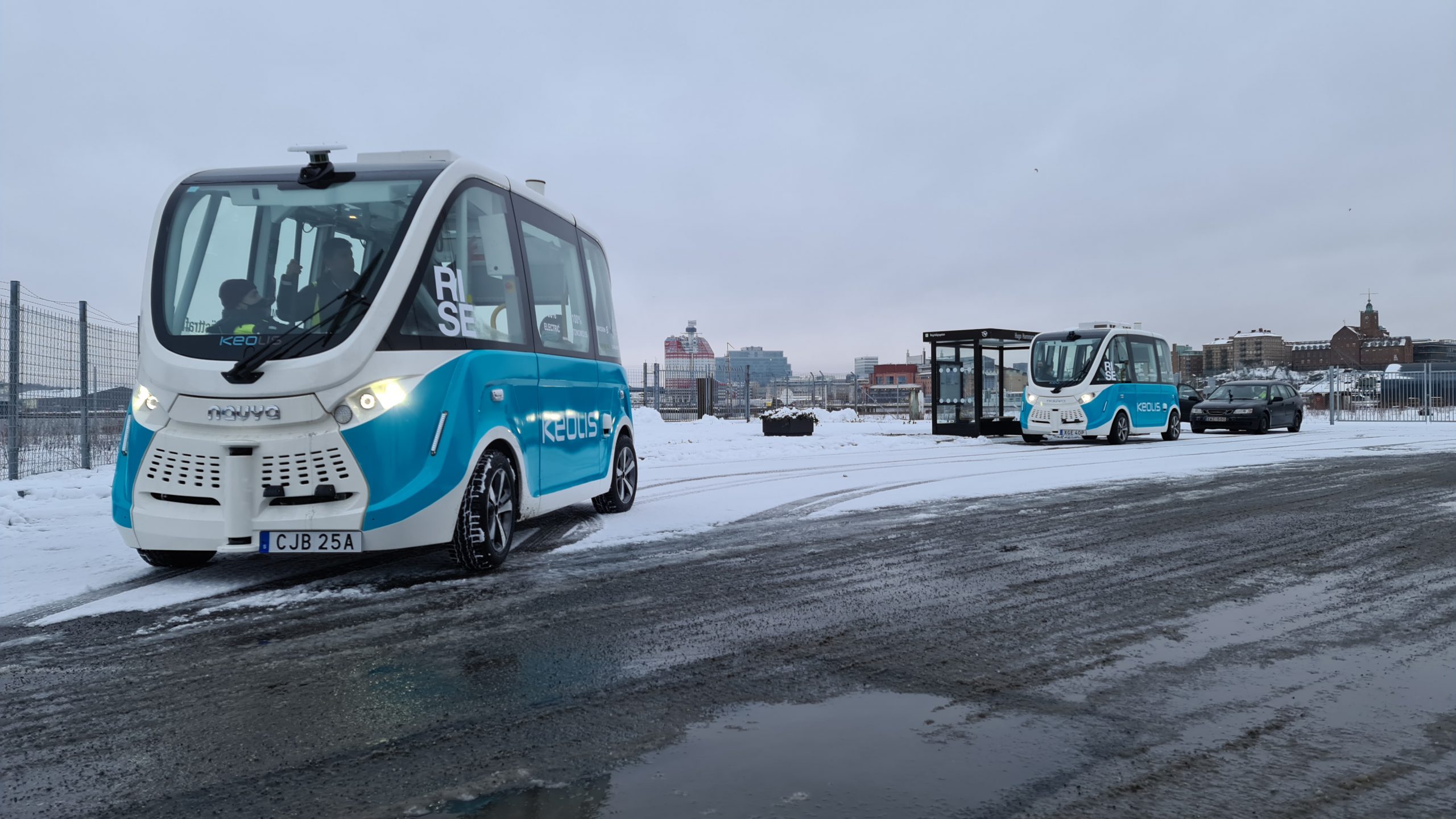 ハルク MINIＢUST Autonomous shuttles in Gothenburg: green light for a pilot by