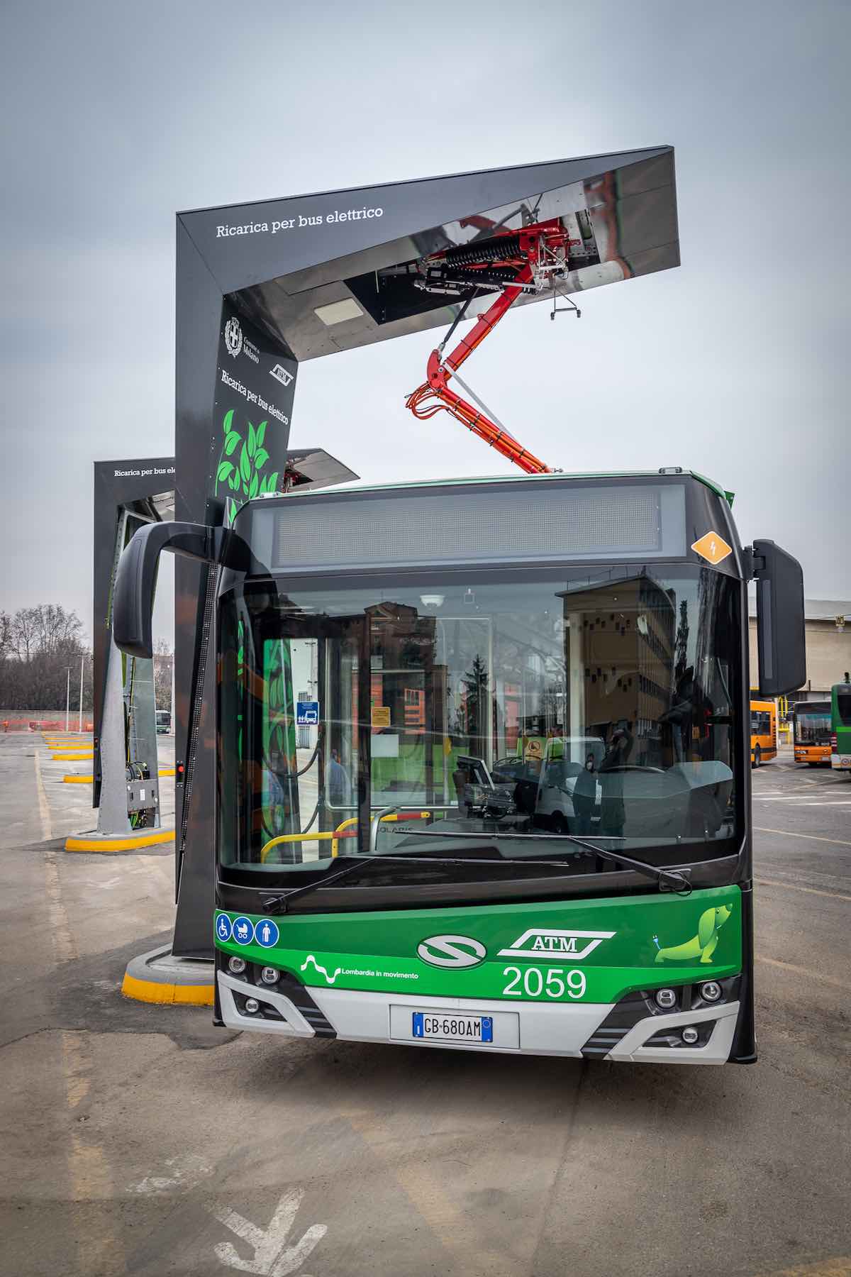 atm fast charging buses