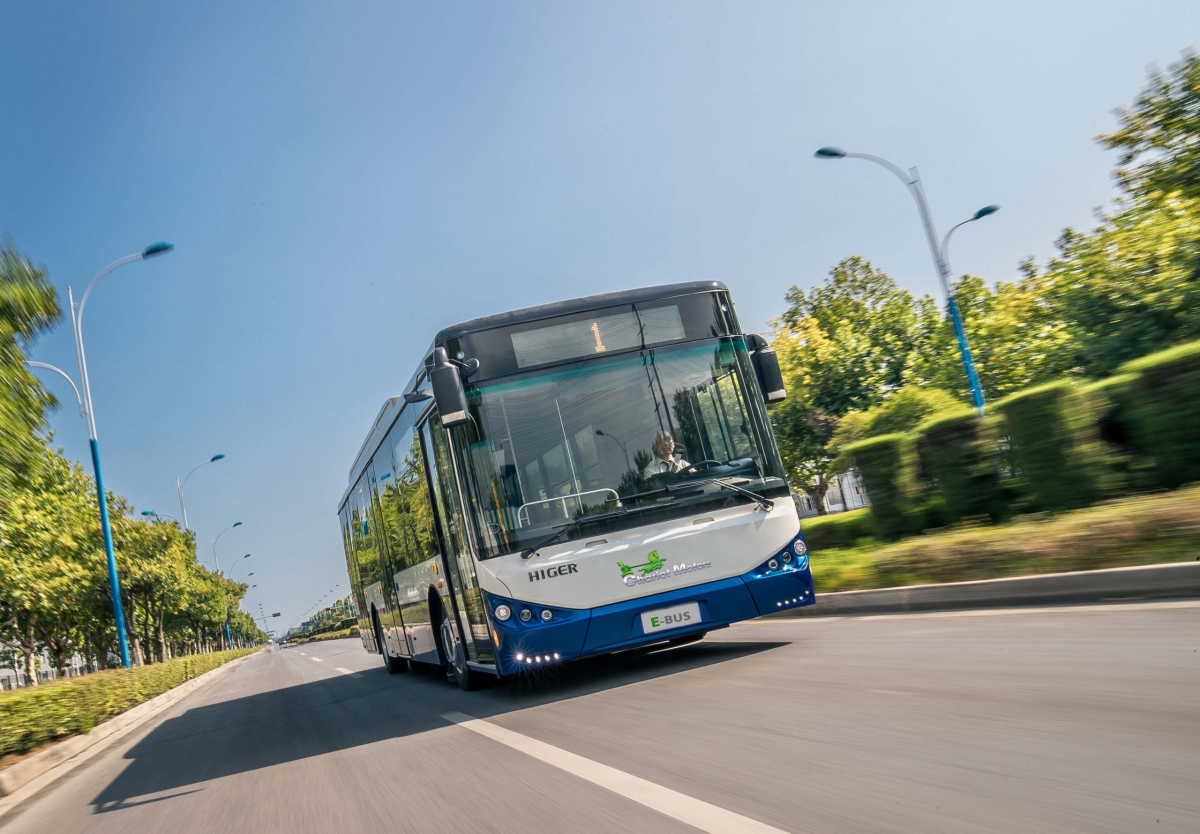 cchariot motors electric bus