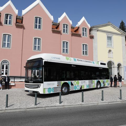Caetano fuel cell bus on a test in Oviedo - Sustainable Bus