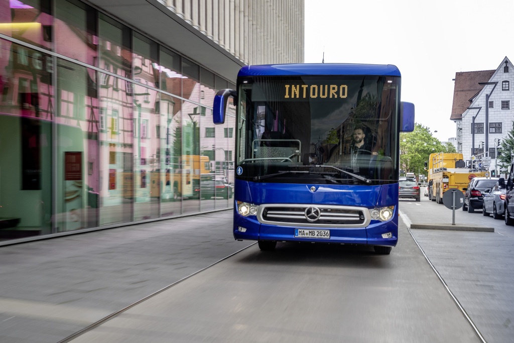 new mercedes intouro