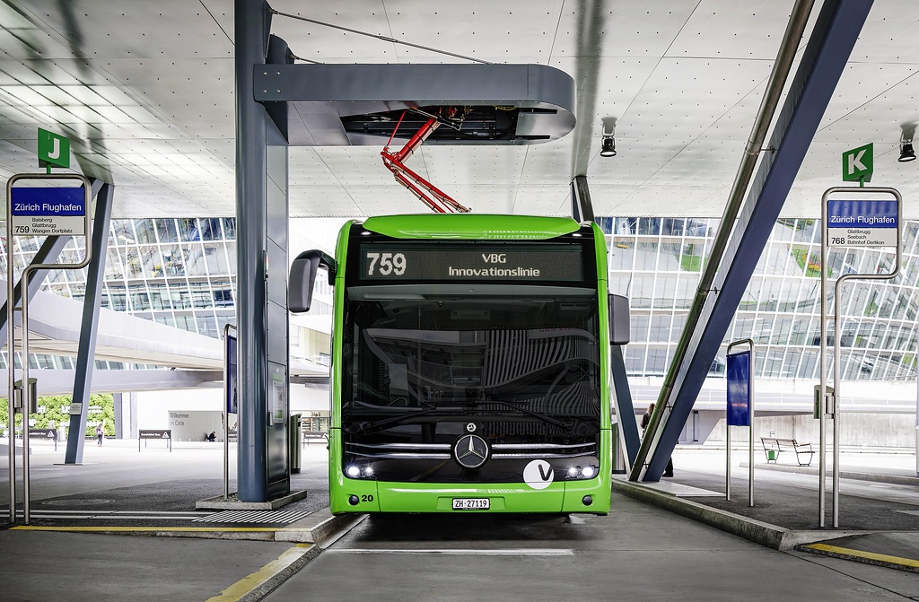 mercedes ecitaro rail charging