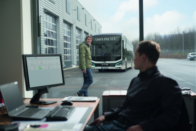 man truck bus emobility
