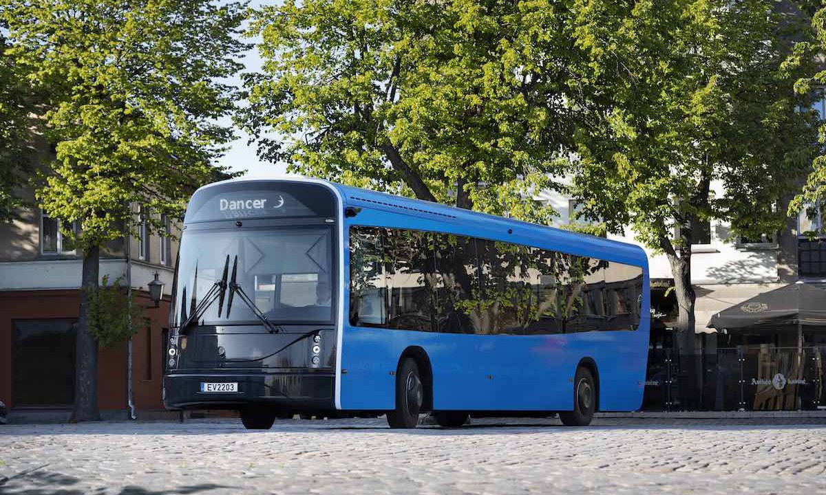 Lithuanian bus makers combine sales forces a deal between Vėjo