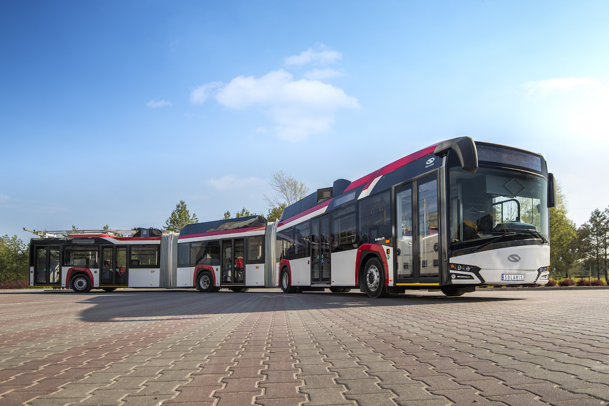 solaris 24-meter trolleybus