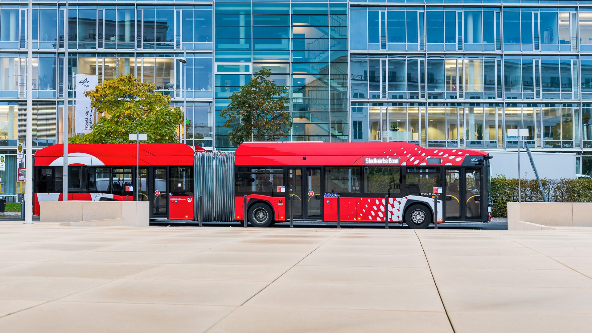 solaris electric buses oslo unibuss