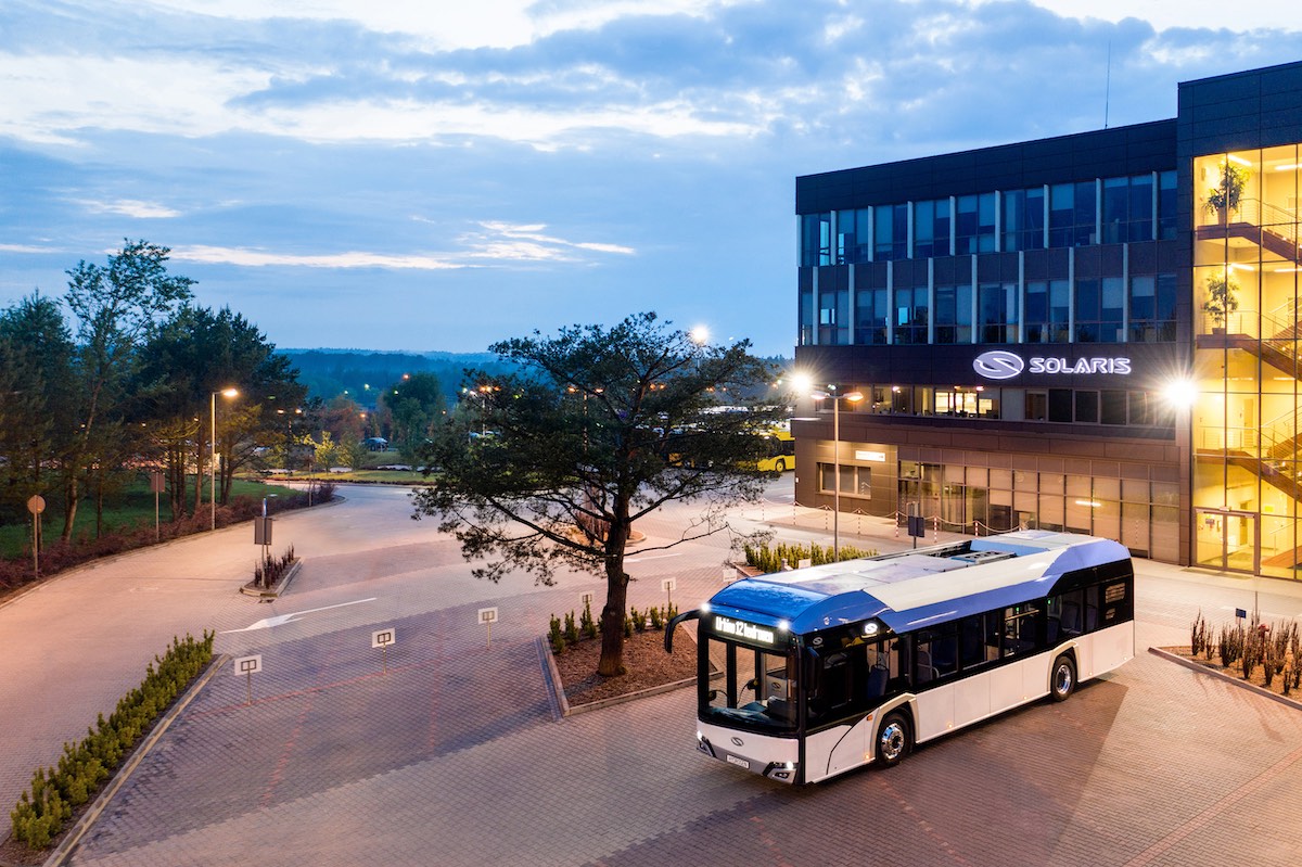 solaris fuel cell bus