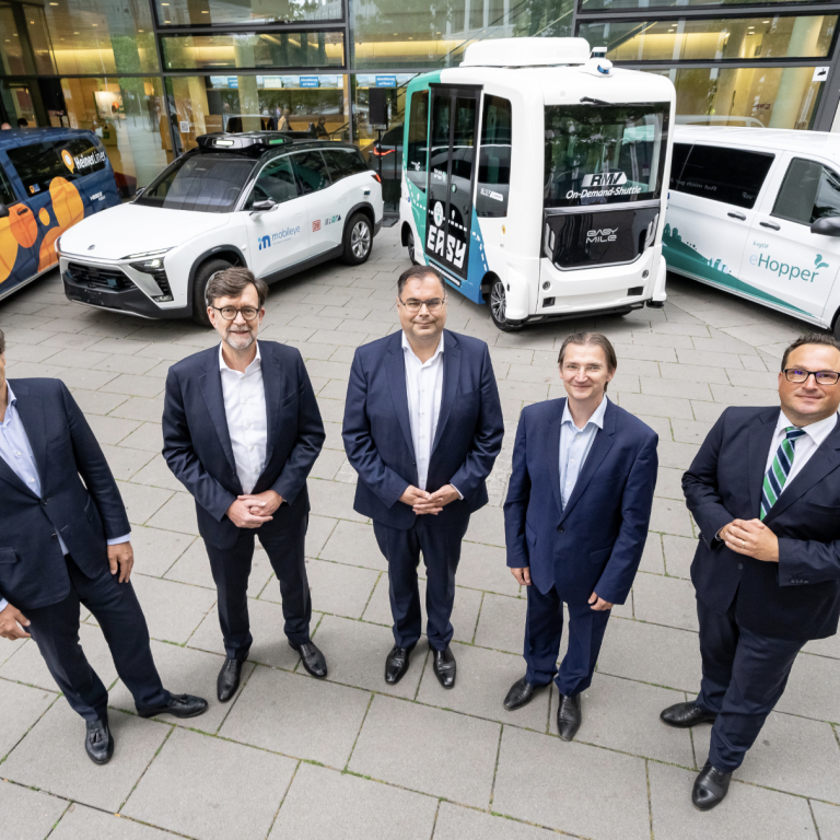 Germany, on-demand services on a rise. The first autonomous shuttle ...