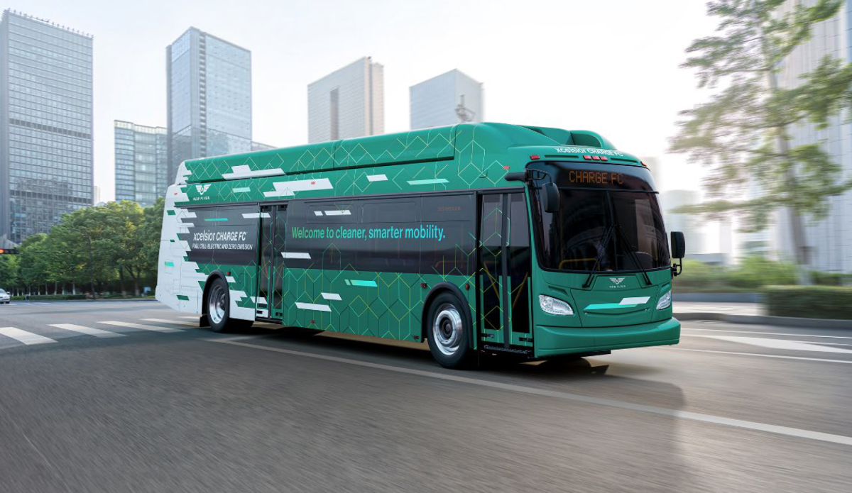 New Flyer launches new fuel cell bus model Xcelsior Charge FC (with