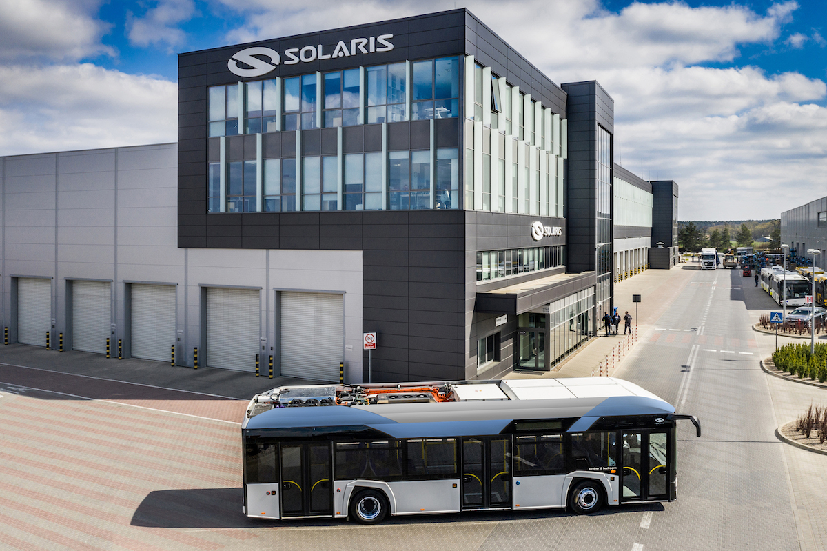 solaris fuel cell bus poznan