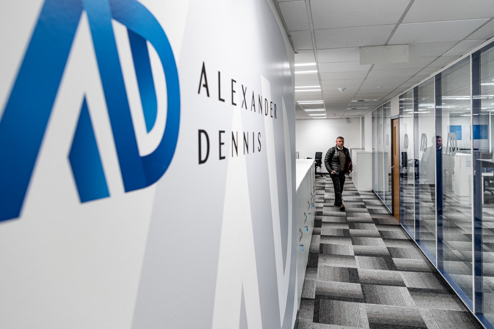 alexander dennis larbert