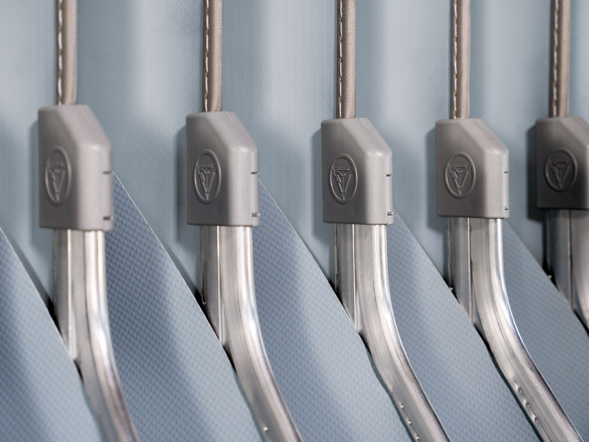 Connecting clips between bellows PEI Mobility