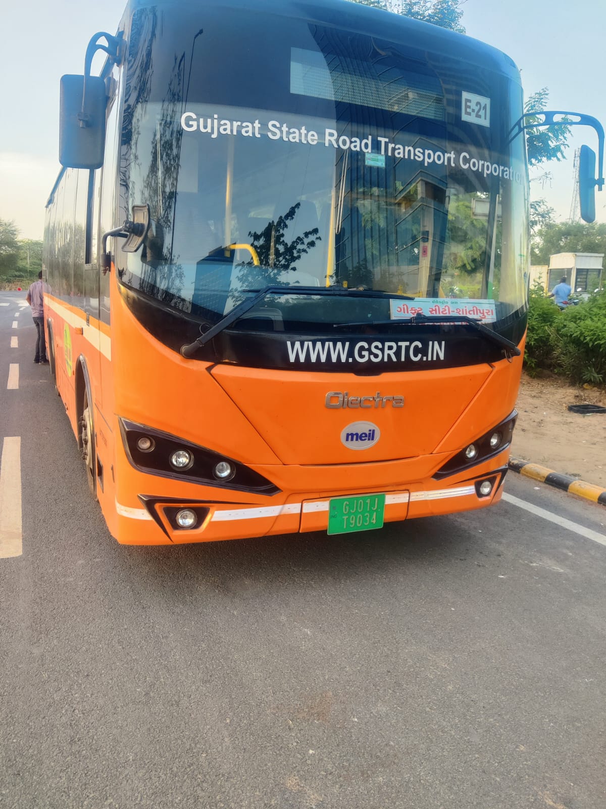GSRTC, electric bus lines kick off to connect GIFT City Sustainable Bus