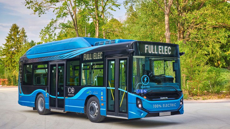 Discovering the short, lightweight and electric Iveco Bus eDaily