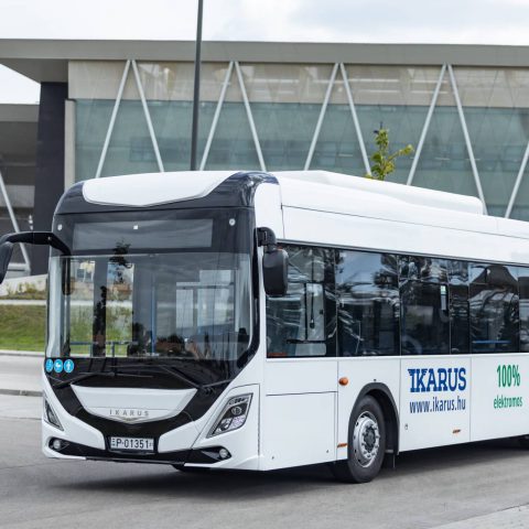 Ikarus delivers two 120e buses in Hungary - Elektrikli Araçlar Dergisi