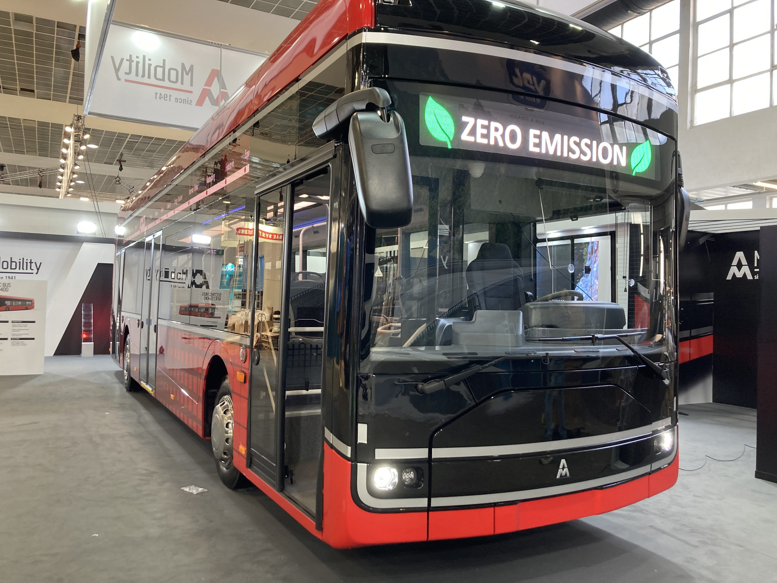 Double Decker Tour Buses - Encompass Media Group