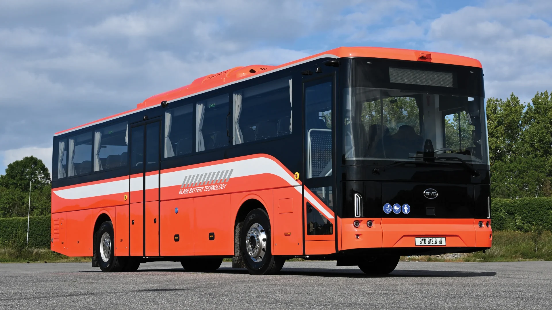 byd b.12 hf intercity electric buses
