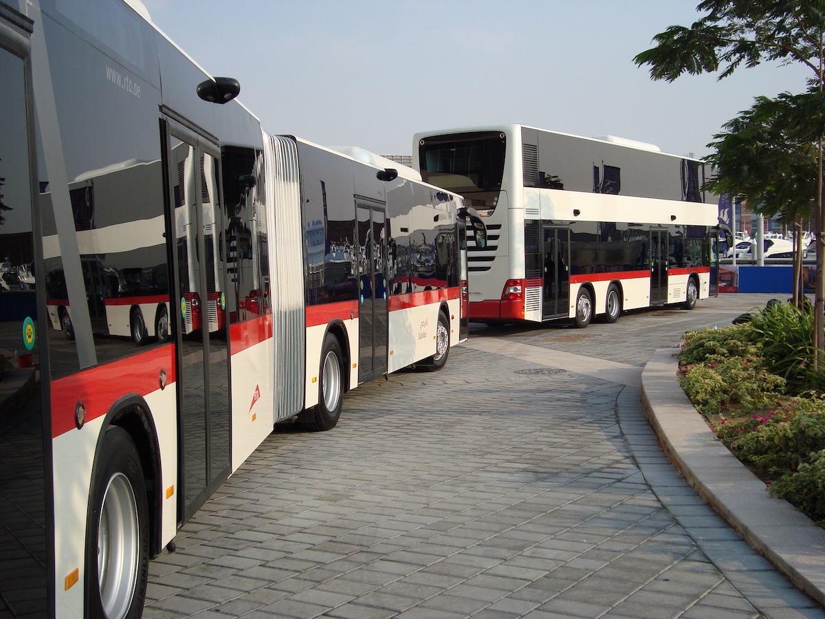 ventura bus doors dubai