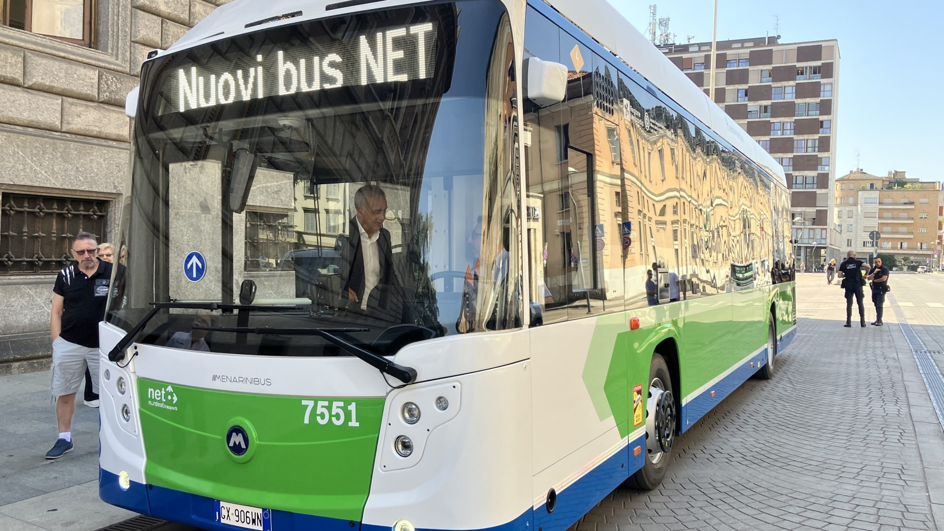 monza electric buses menarini