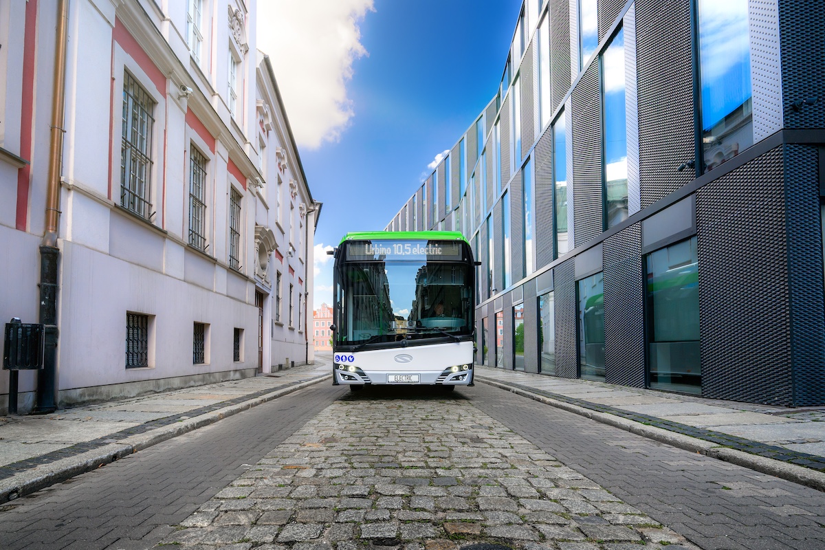 Solaris Urbino 10,5 electric makes its debut at Busworld 2025, accomodating up to 85 passengers - Sustainable Bus