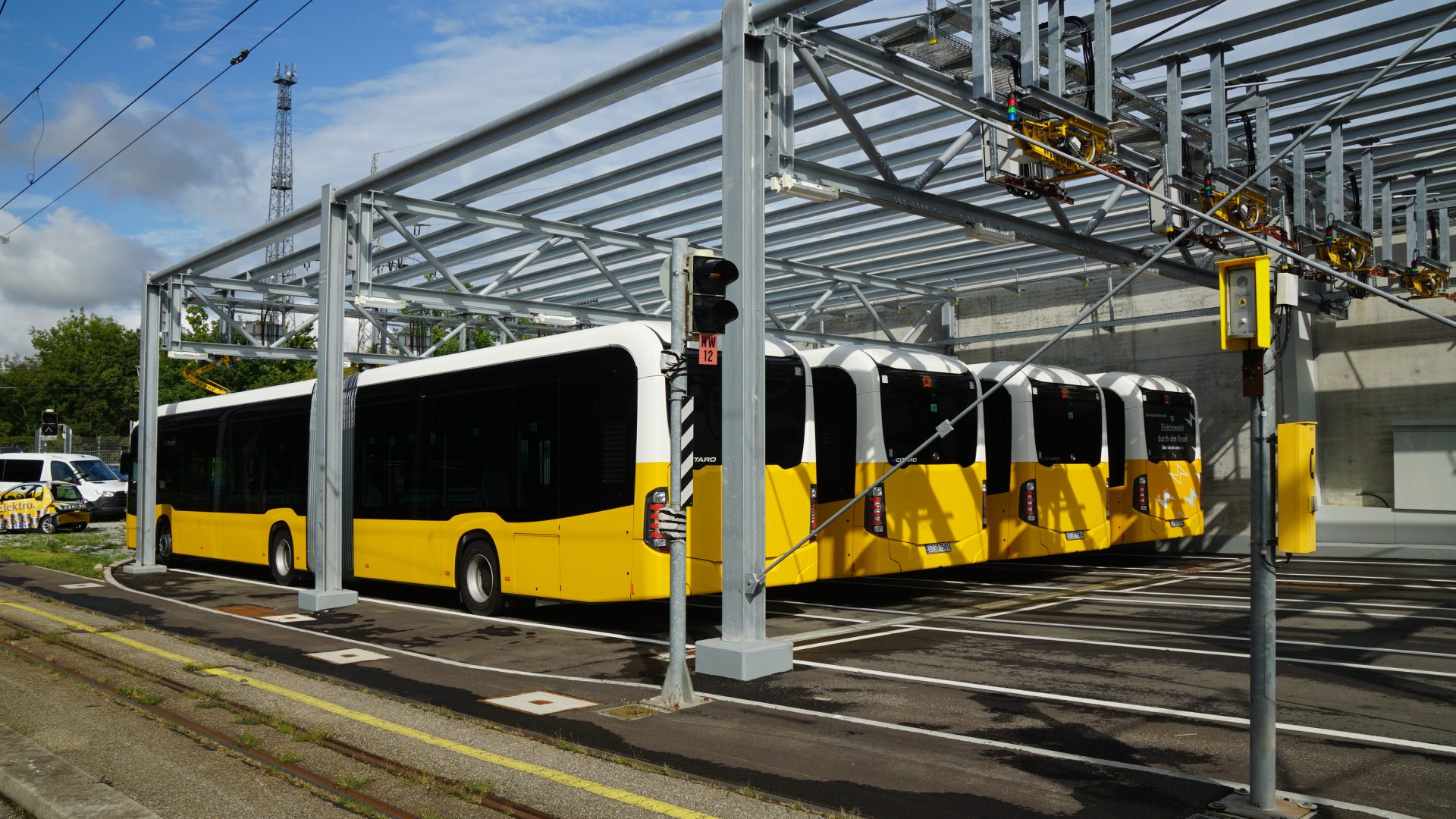 sbb stuttgart electric bus chargers 