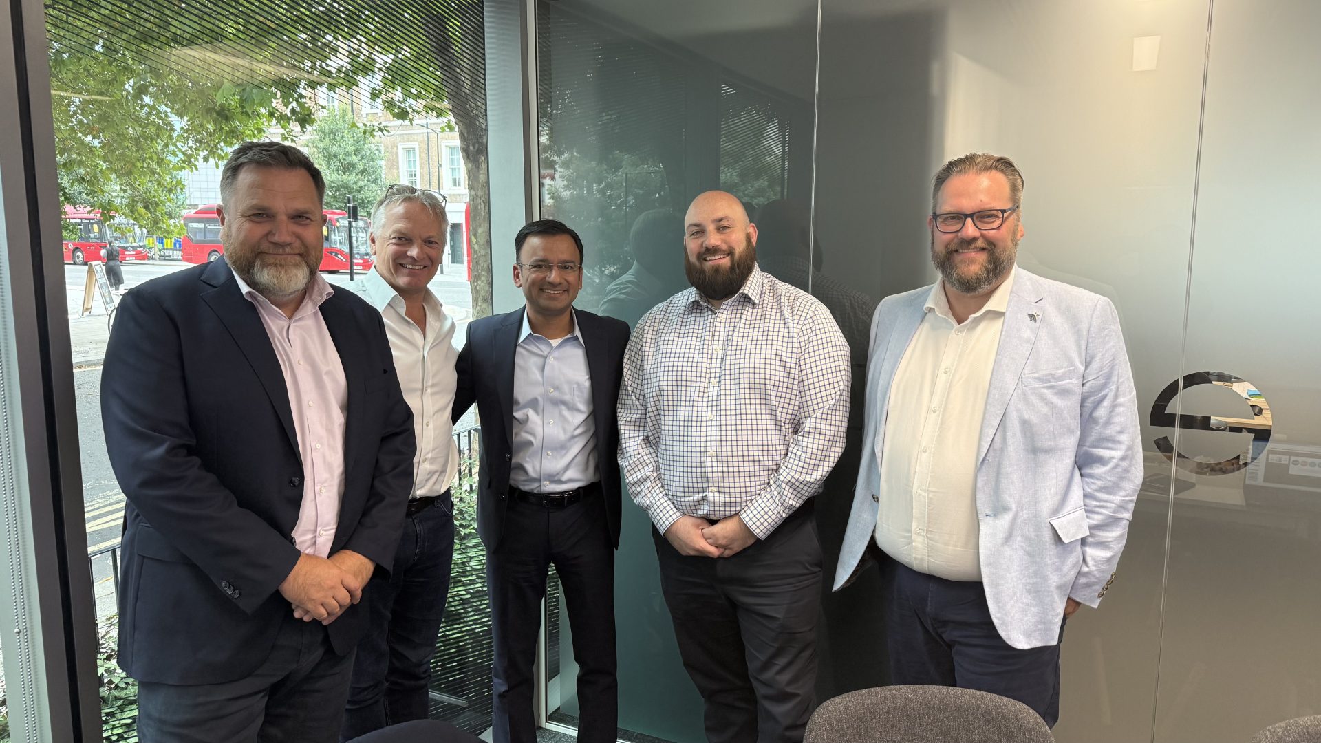 Kempower and EO Charging announce they have reached a new milestone in the UK’s e-bus infrastructure, installing over 300 fast charge points across major depots,